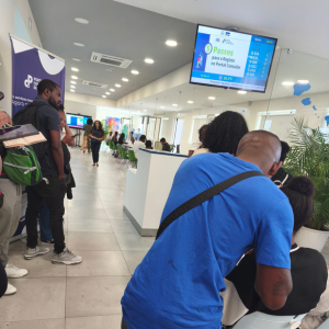 Não precisas de tirar senha. Desloca-te diretamente ao balcão